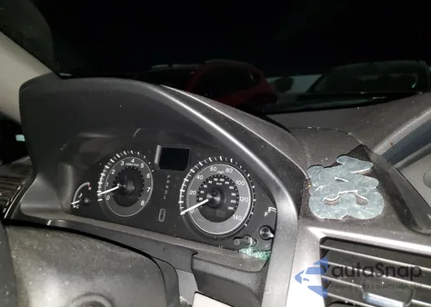 2014 Honda Odyssey Exl z USA, uszkodzony, nr VIN 5FNRL5H62EB045843